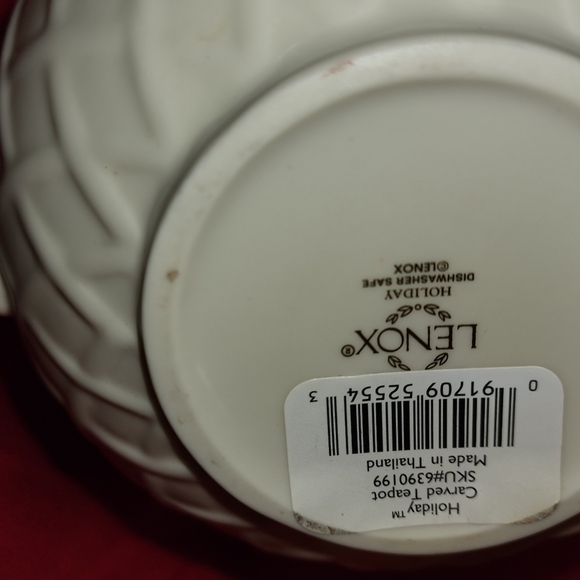 Lenox Holiday Gold-Banded Carved Teapot - Picture 8 of 11